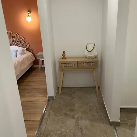 Balneotherapie Avec Exterieur * Montreuil (Seine-Saint-Denis)