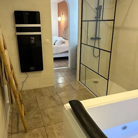 Balneotherapie Avec Exterieur Apartment *